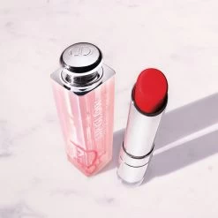 Dior Addict Lip Glow - Baume à Lèvres Révélateur De Couleur Naturelle - Hydratation 24h - 97% D'ingrédients D'origine Naturelle 30 Dior Addict Lip Glow - Baume à Lèvres Révélateur De Couleur Naturelle - Hydratation 24h - 97% D'ingrédients D'origine Naturelle -Maquillage Et Soins Boutique dior addict lip glow baume a levres revelateur de couleur naturelle hydratation 24h 97 d ingredients d origine naturelle 10