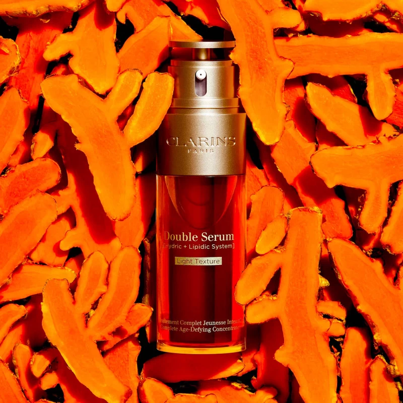 Clarins Double Serum Light Texture - Traitement Complet Jeunesse Intensif 4 Clarins Double Serum Light Texture - Traitement Complet Jeunesse Intensif – Image 4